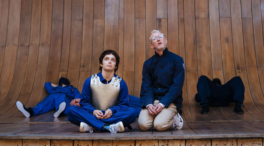 Isobel Thom and Adam Gillen in I, Joan at Shakespeare's Globe